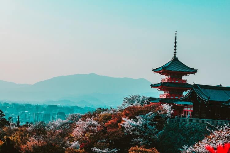 ท่องเที่ยวญี่ปุ่น ในราคาประหยัดช้ชีวิตเหมือนคนท้องถิ่นและประหยัดเงิน